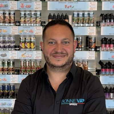 Joe, conseiller de la boutique Bonne Vap Augny