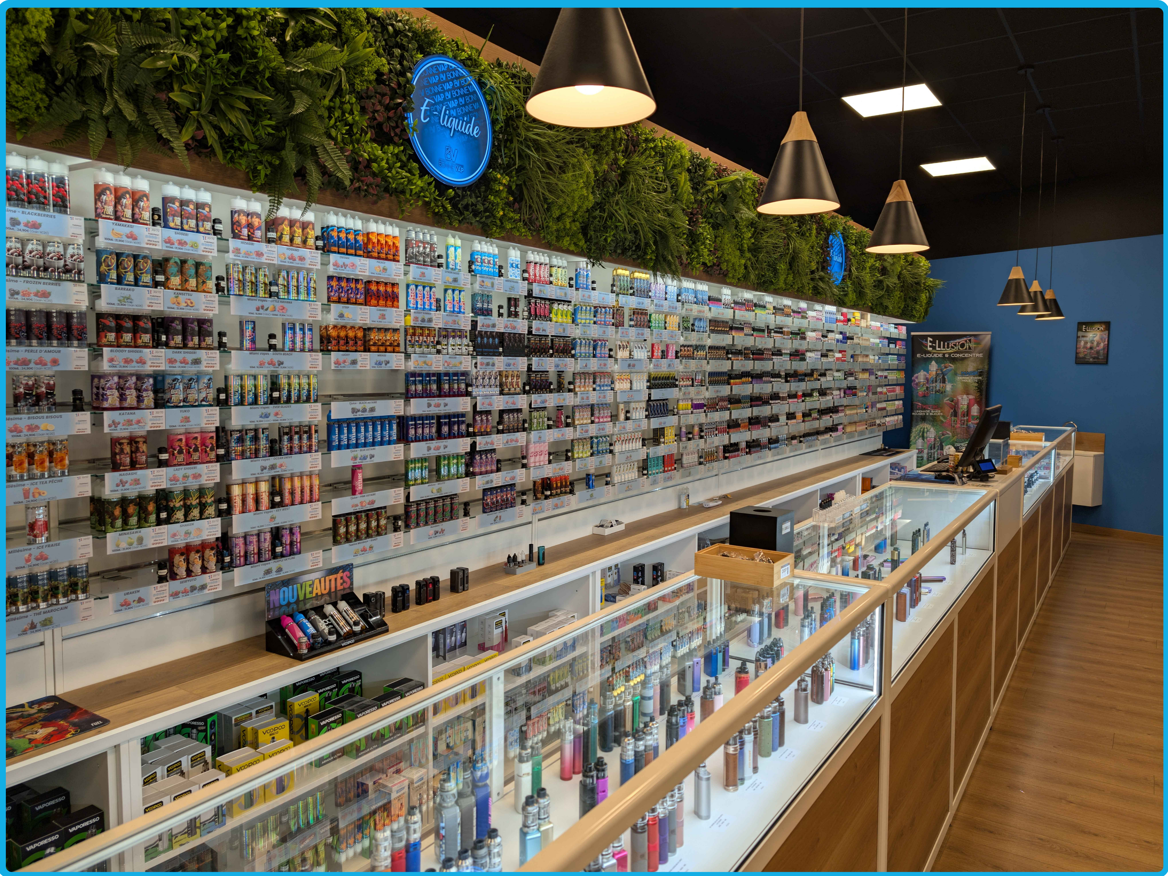 Intérieur de la boutique Bonne Vap Sens