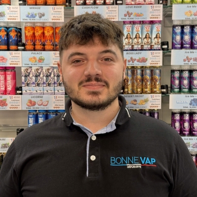 Léo, conseiller de la boutique Bonne Vap Frouard